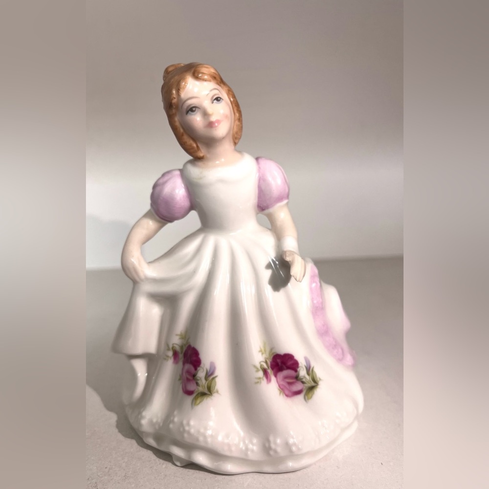 Royal Doulton figure of the month ‘April’